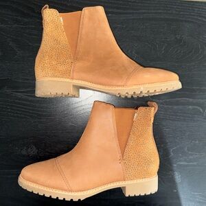 Toms Cleo Women's Leather Ankle Boots Size 7.5